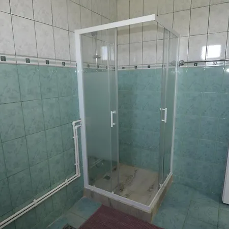 Adytza كوستِنيست